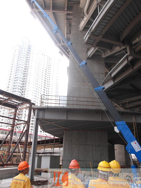 KB3.0履帶起重機(jī)，成功運(yùn)用于上海中心大廈施工