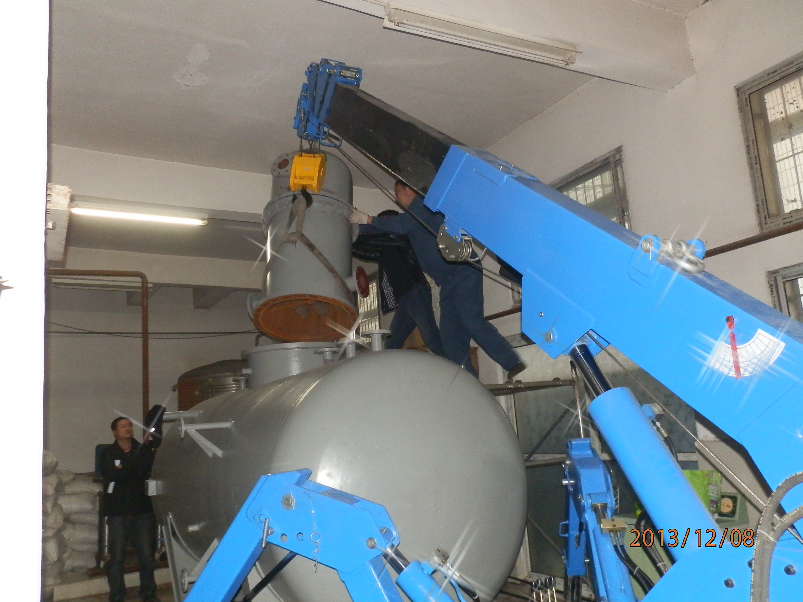 蜘蛛吊車地下室施工現場